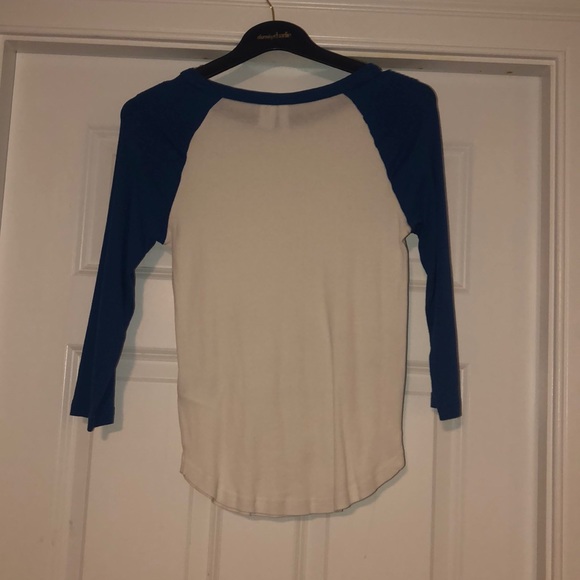 blue/white long sleeve - Picture 2 of 4